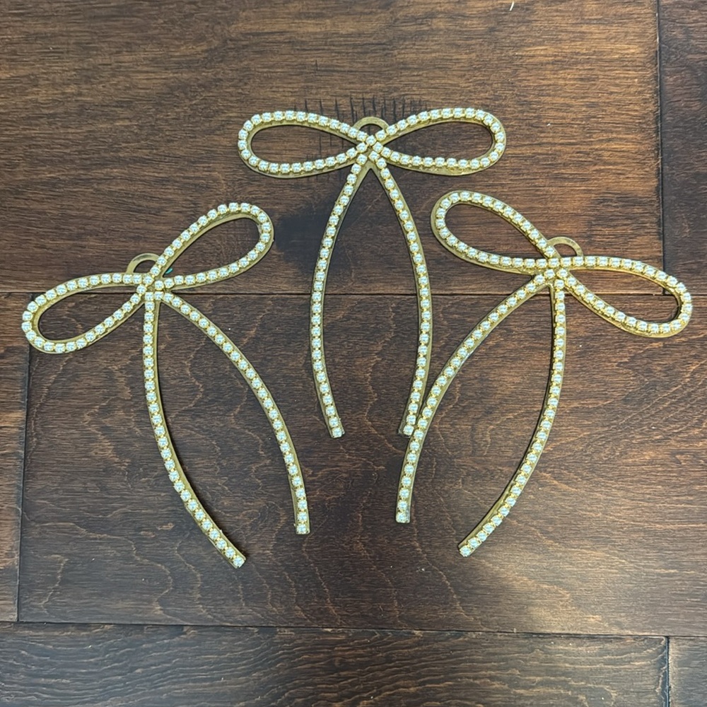 Studio McGee 3pc Metal Bow with Faux Pearls Tree Ornament Set - Threshold